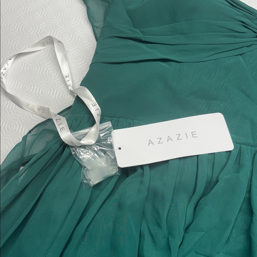 Azazie Spaghetti Strap Halter Full Length Formal Dress Emerald Green Size 14 NWT - Picture 6 of 11